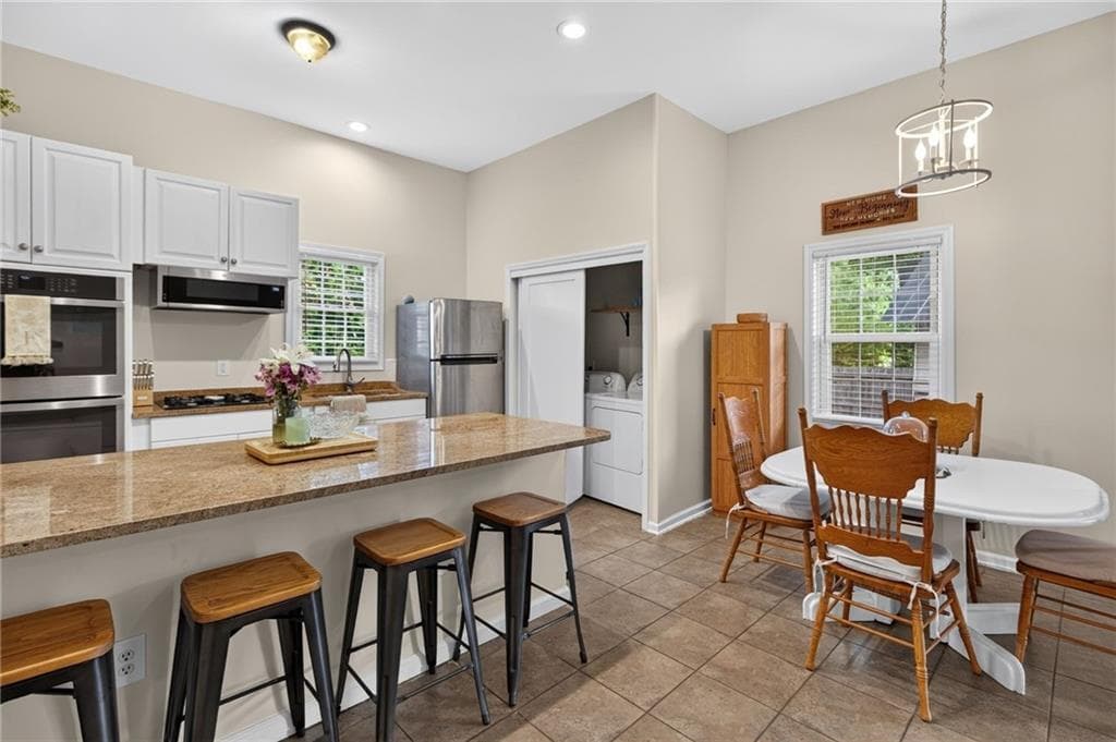2 bedroom, 2 bathroom, 1,504 sq ft single family residence for sale at 254 Litchfield Street, Rockmart, GA 30153 — photo 8