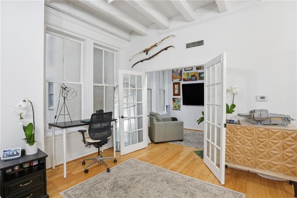1 bedroom, 1 bathroom, 591 sq ft condominium for sale at 32 Peachtree Street 1101, Atlanta, GA 30303 — photo 8