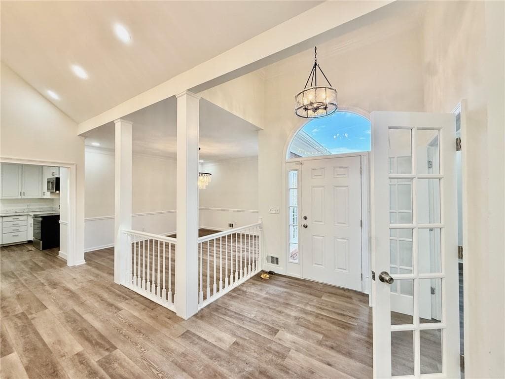 4 bedroom, 4 bathroom, 3,200 sq ft single family residence for sale at 3607 Hampstead Lane, Roswell, GA 30075 — photo 8