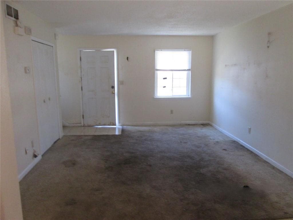 2 bedroom, 2 bathroom, 750 sq ft condominium under contract at 4701 Flat Shoals Road 39G, Union City, GA 30291 — photo 5