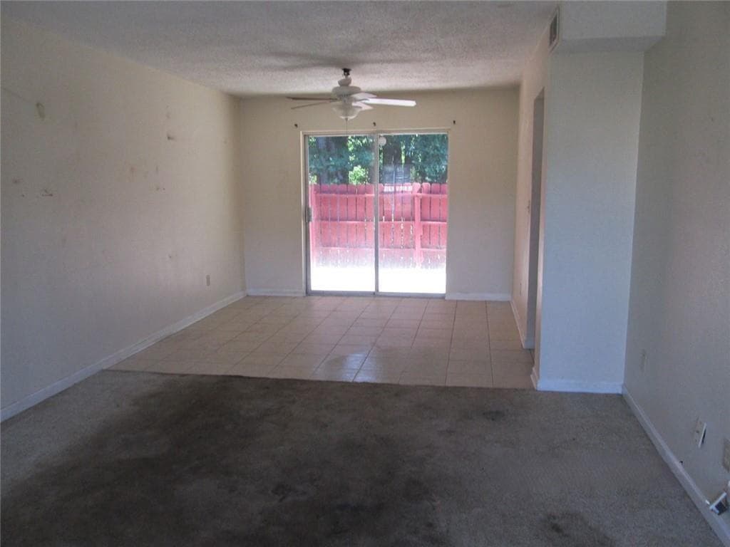 2 bedroom, 2 bathroom, 750 sq ft condominium under contract at 4701 Flat Shoals Road 39G, Union City, GA 30291 — photo 6