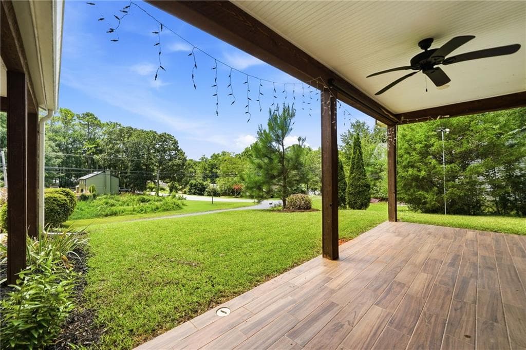 3 bedroom, 2 bathroom, 1,740 sq ft single family residence for sale at 117 River Oaks Drive, Woodstock, GA 30188 — photo 2