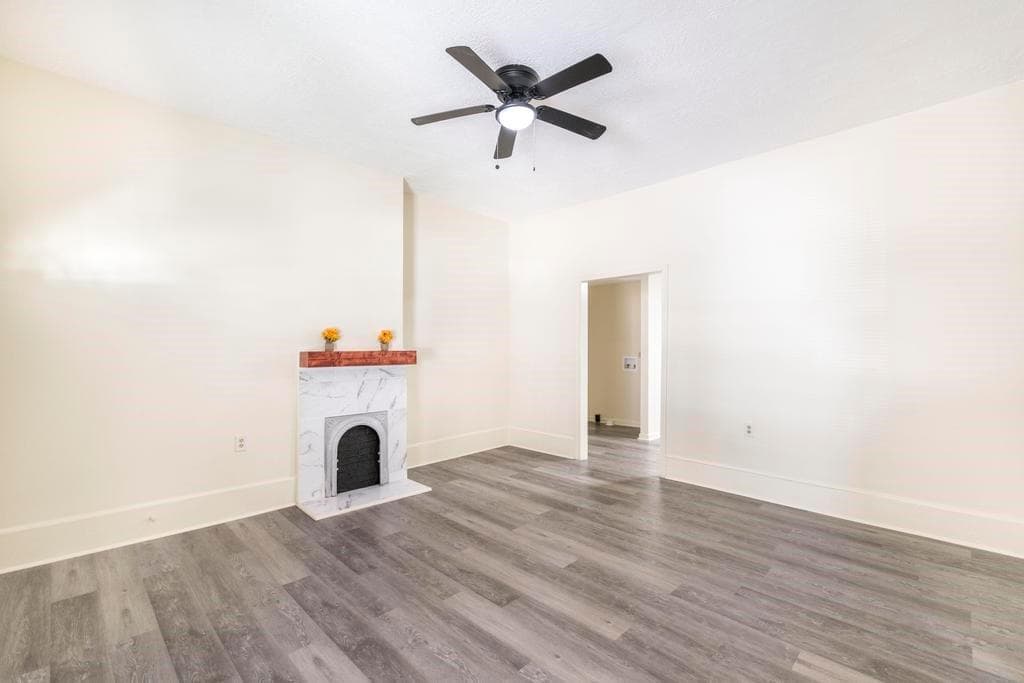 4 bedroom, 2 bathroom, 1,402 sq ft single family residence for sale at 781 Applewood Street, Macon, GA 31217 — photo 4