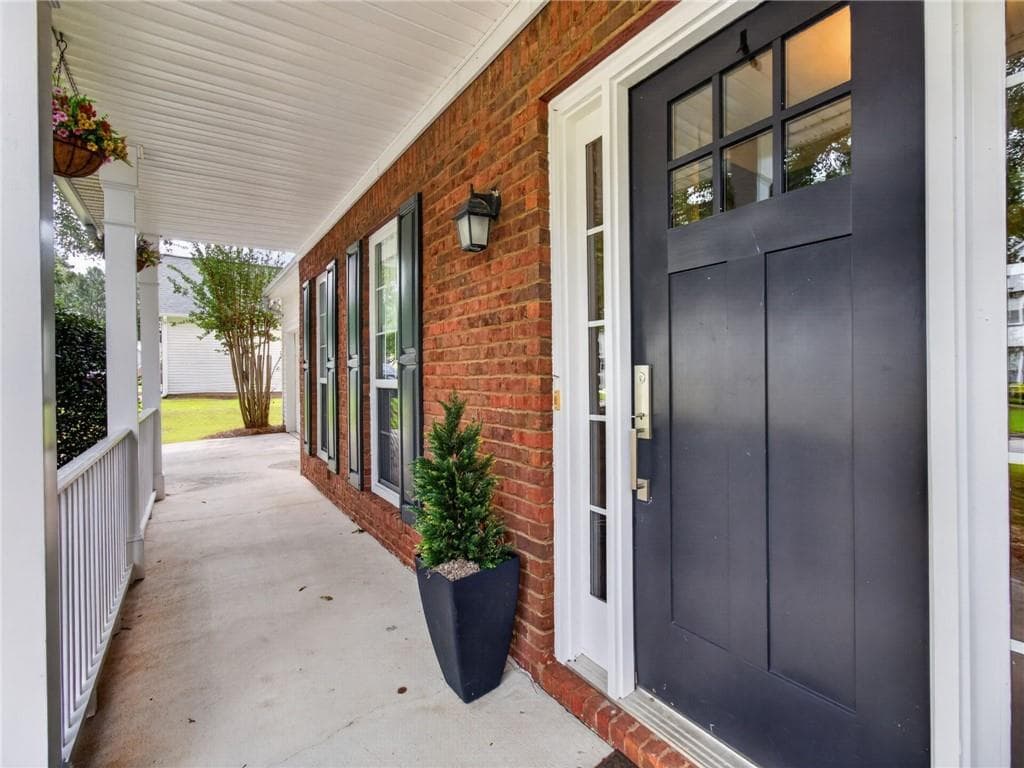 5 bedroom, 3 bathroom, 2,688 sq ft single family residence for sale at 1566 Vine Leaf Drive, Powder Springs, GA 30127 — photo 3