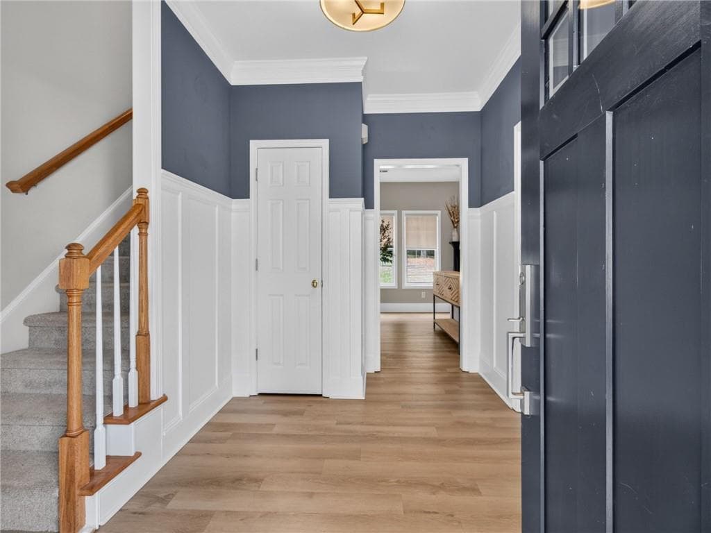 5 bedroom, 3 bathroom, 2,688 sq ft single family residence for sale at 1566 Vine Leaf Drive, Powder Springs, GA 30127 — photo 4