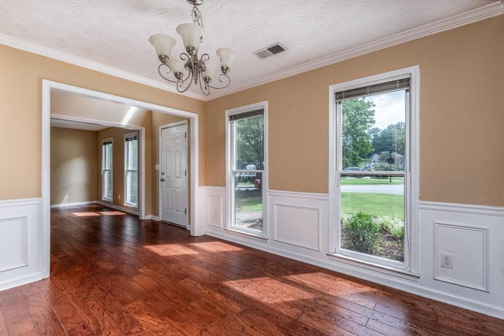 4 bedroom, 3 bathroom, 1,968 sq ft single family residence for sale at 4031 Dream Catcher Drive, Woodstock, GA 30189 — photo 7