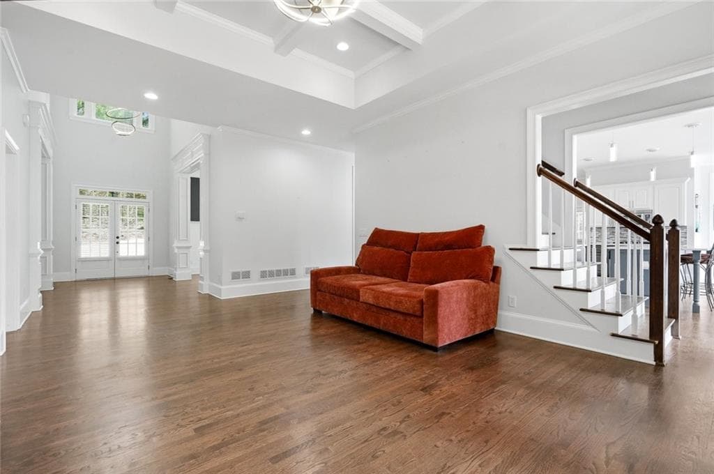 5 bedroom, 5 bathroom, 6,646 sq ft single family residence for sale at 188 Covered Bridge Trail, Smyrna, GA 30082 — photo 8