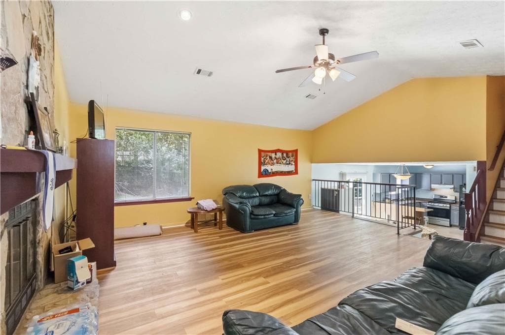 3 bedroom, 3 bathroom, 1,456 sq ft single family residence for sale at 5556 Weatherford Road, Norcross, GA 30093 — photo 7