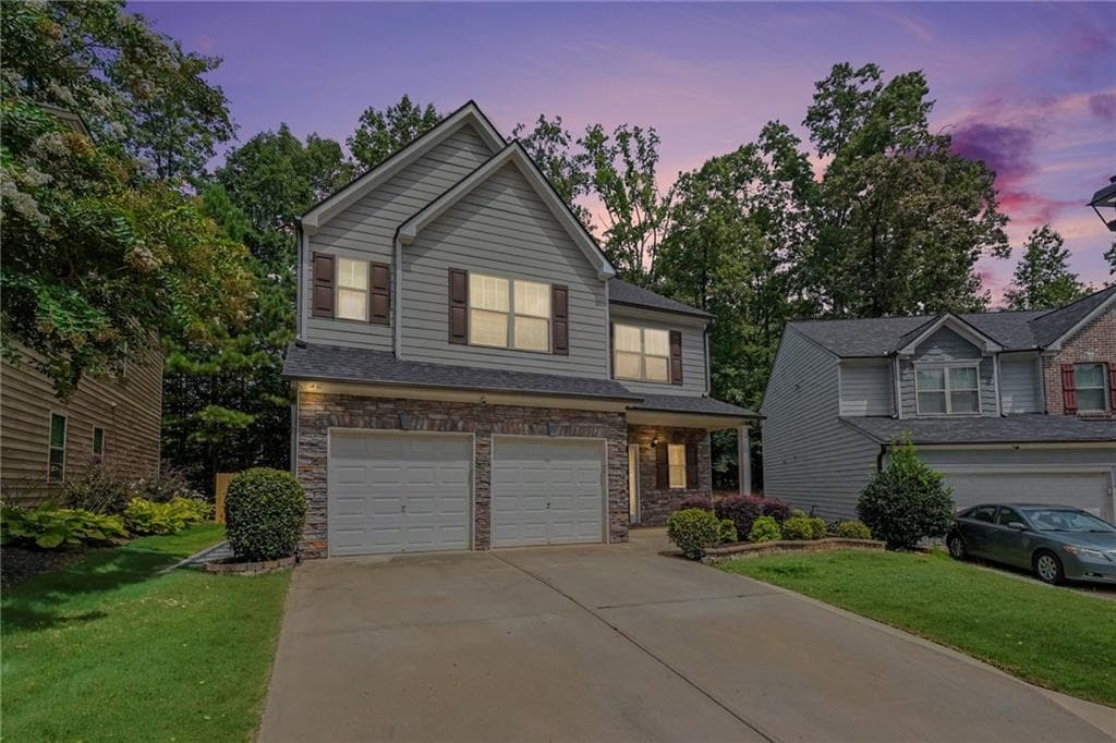 4 bedroom, 5 bathroom, 3,584 sq ft single family residence for sale at 3923 Kingfisher Drive, Atlanta, GA 30349 — photo 2