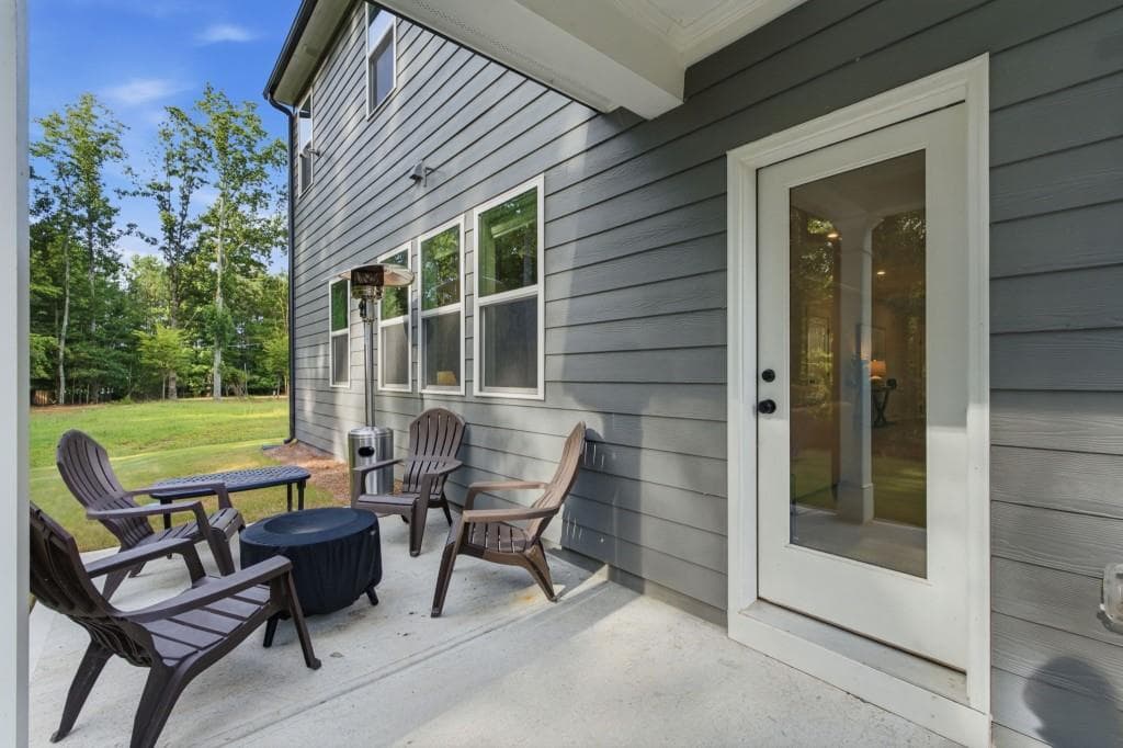 5 bedroom, 3 bathroom, 2,953 sq ft single family residence for sale at 106 Henley Street, Canton, GA 30114 — photo 6
