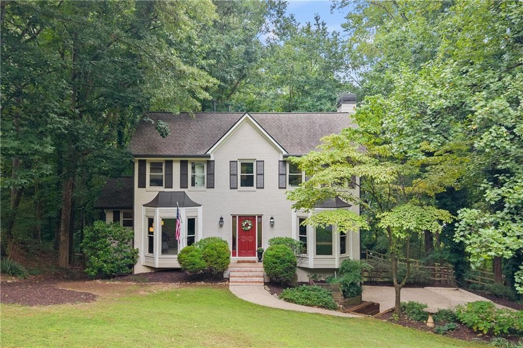 3 bedroom, 3 bathroom, 2,208 sq ft single family residence under contract at 1811 Yorkshire Drive, Woodstock, GA 30189 — photo 2