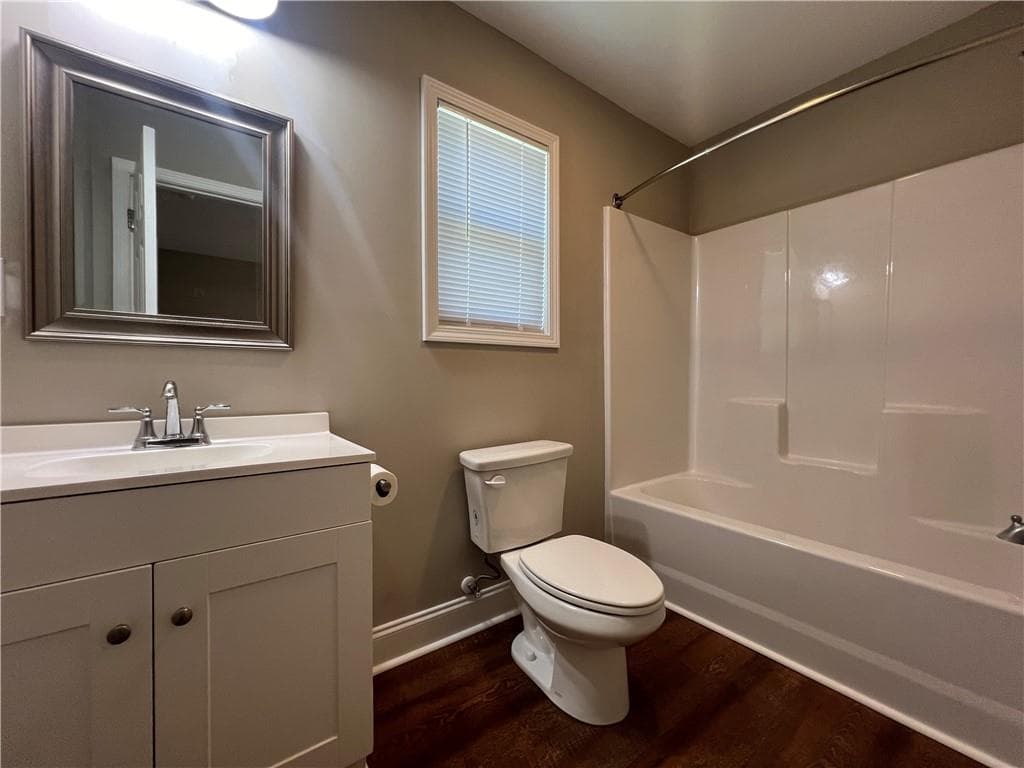1 bedroom, 1 bathroom single family residence for rent at 19 Myrtle Drive, Gainesville, GA 30501 for $1,425 a month — photo 7