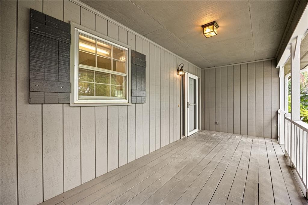 3 bedroom, 2 bathroom, 1,288 sq ft single family residence under contract at 5671 Raintree Trace, Oakwood, GA 30566 — photo 5