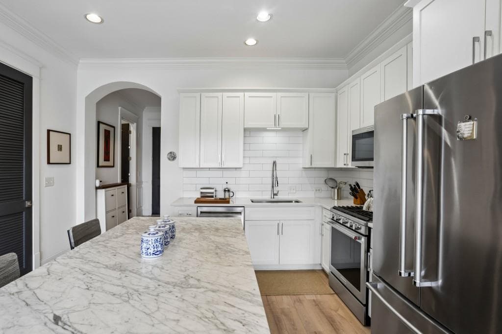 1 bedroom, 1 bathroom, 916 sq ft condominium for sale at 625 Piedmont Avenue 3025, Atlanta, GA 30308 — photo 10