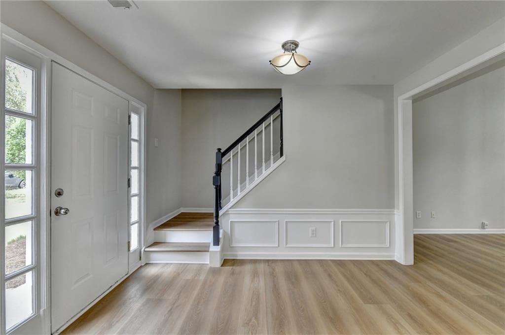 3 bedroom, 3 bathroom, 2,297 sq ft single family residence for rent at 340 Waddington Trail, Johns Creek, GA 30097 for $3,000 a month — photo 6