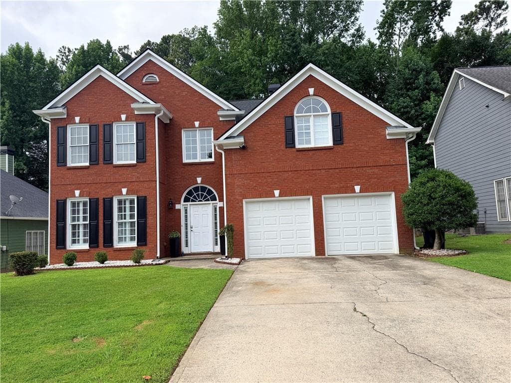 4 bedroom, 3 bathroom, 2,993 sq ft single family residence sold at 1955 Barrett Knoll Circle, Kennesaw, GA 30152