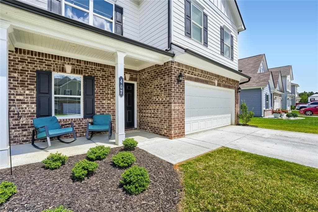 4 bedroom, 3 bathroom, 2,668 sq ft single family residence for sale at 407 Larry Lane, Adairsville, GA 30103 — photo 3