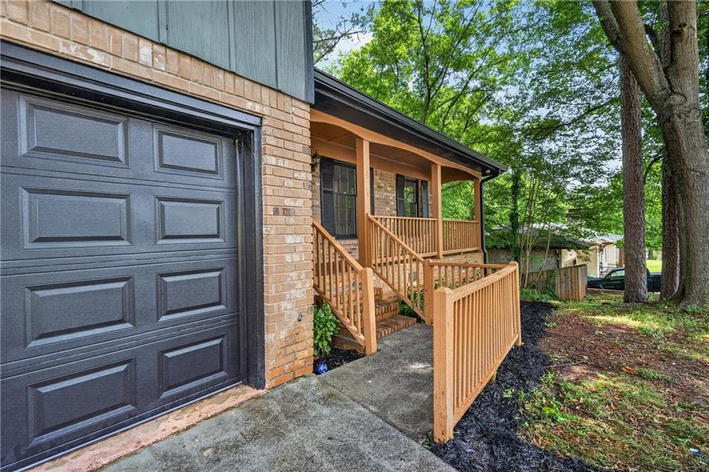 3 bedroom, 3 bathroom single family residence for rent at 2164 Riverbrook Road, Decatur, GA 30035 for $1,900 a month — photo 6