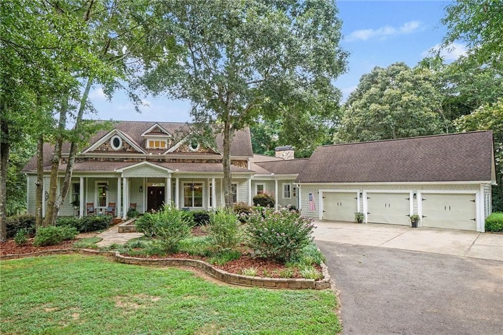 4 bedroom, 5 bathroom, 7,016 sq ft single family residence for sale at 1790 Lipscomb Lake Road, Pendergrass, GA 30567 — photo 3