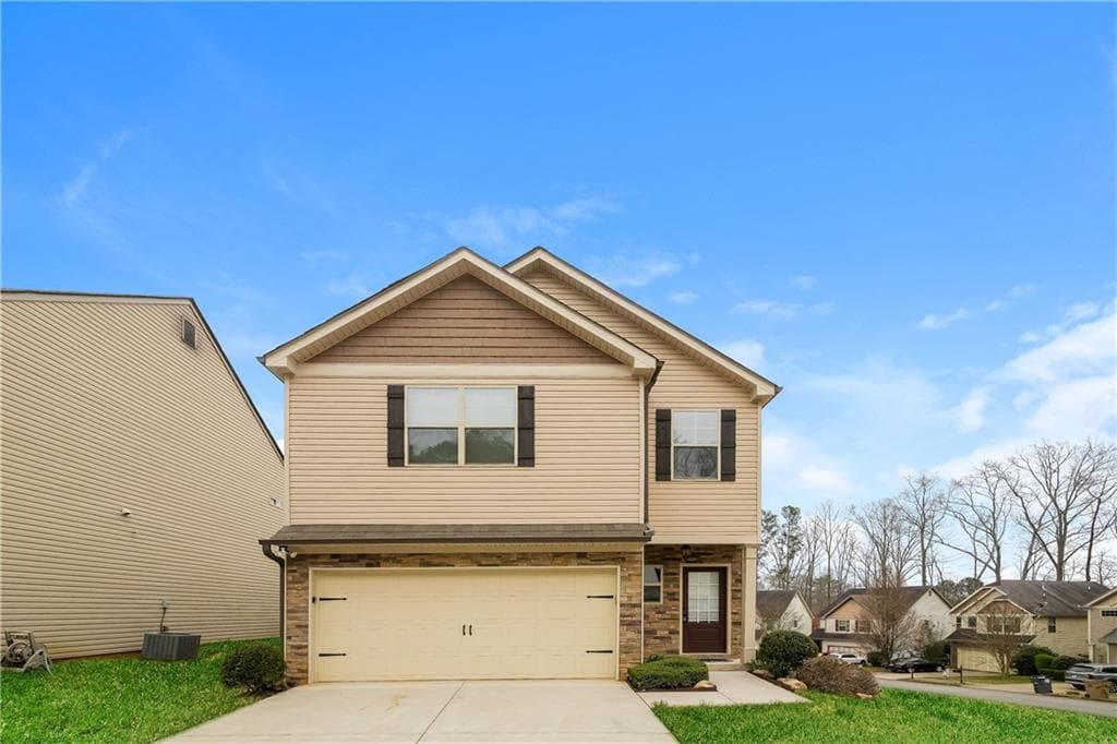 3 bedroom, 4 bathroom, 2,313 sq ft single family residence for rent at 118 Bethany Manor Drive, Ball Ground, GA 30107 for $2,020 a month — photo 1 of 2