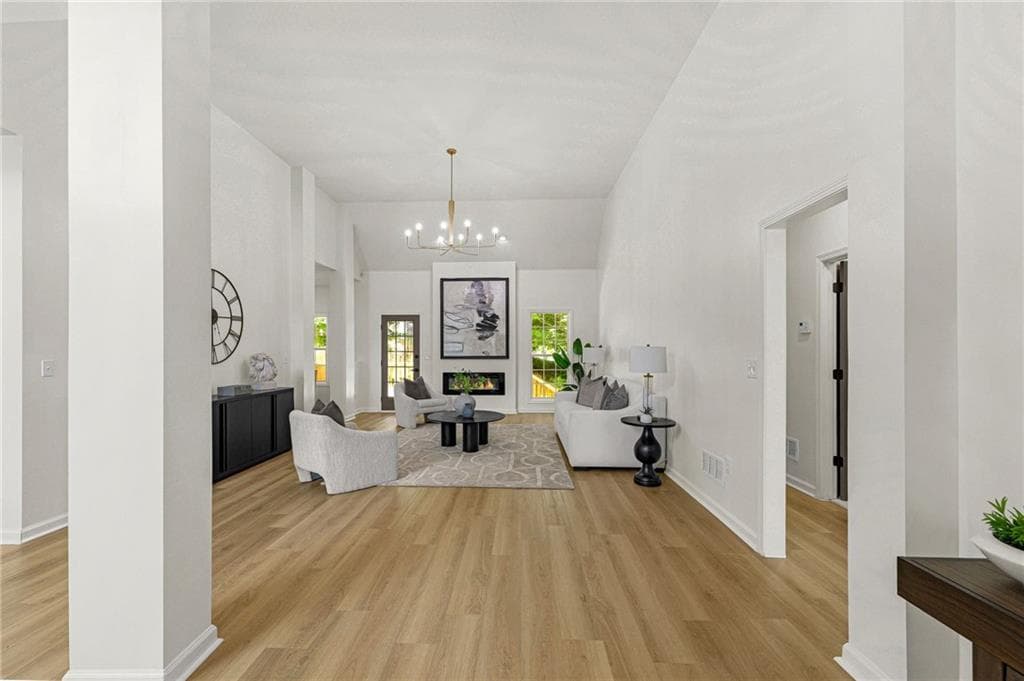 4 bedroom, 2 bathroom, 2,228 sq ft single family residence under contract at 2333 Ettas Circle, Conyers, GA 30013 — photo 5
