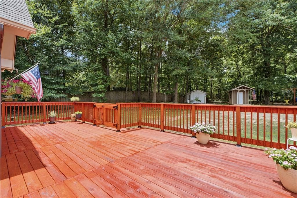 4 bedroom, 2 bathroom, 2,034 sq ft single family residence for sale at 47 Apple Barrell Way, Taylorsville, GA 30178 — photo 6