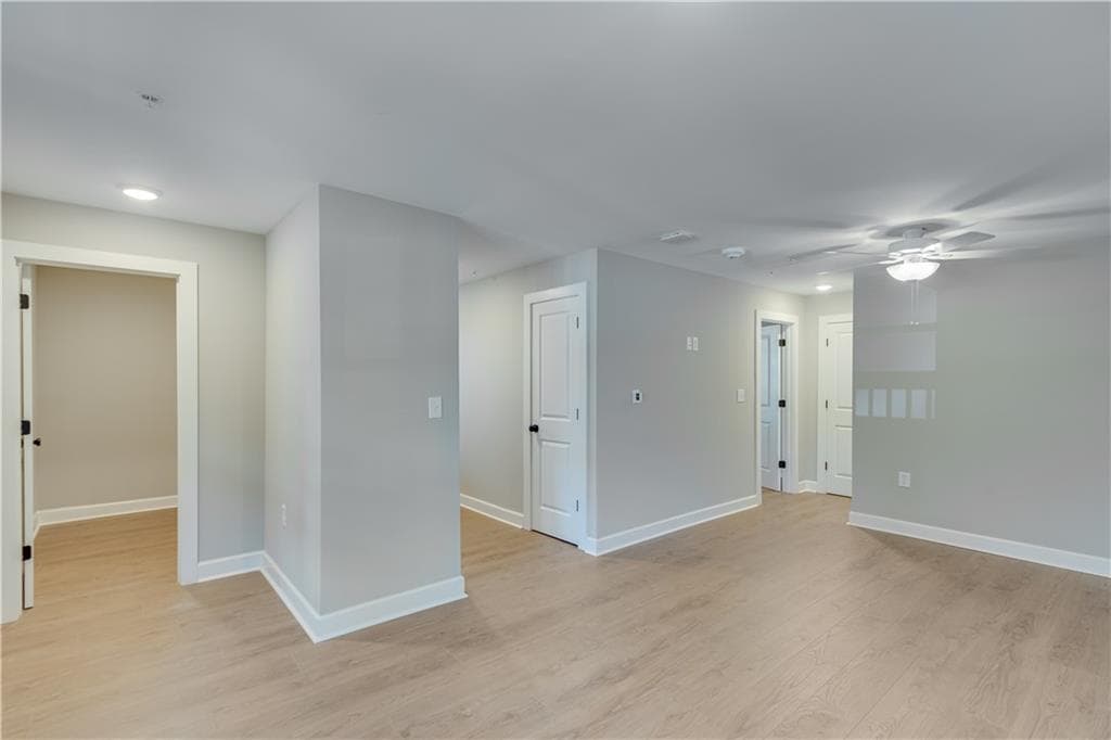 1 bedroom, 1 bathroom apartment for rent at 710 Jesse Jewell Parkways 101 CORNER - Lower Level, Gainesville, GA 30501 for $1,350 a month — photo 4