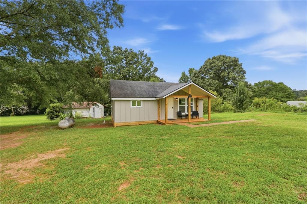 2 bedroom, 2 bathroom, 1,164 sq ft single family residence for sale at 1563 Davenport Road, Braselton, GA 30517 — photo 3