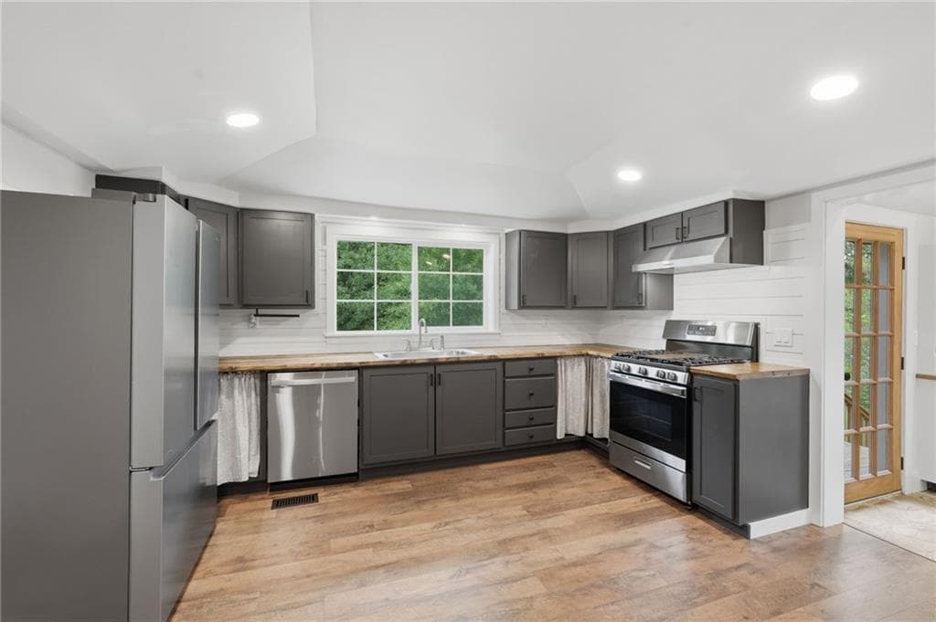 2 bedroom, 2 bathroom, 1,164 sq ft single family residence for sale at 1563 Davenport Road, Braselton, GA 30517 — photo 9