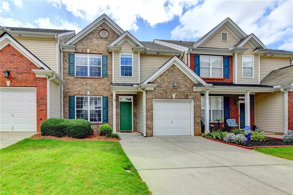 3 bedroom, 3 bathroom, 1,880 sq ft townhouse for rent at 3067 Kentmere Drive, Cumming, GA 30040 for $2,200 a month — photo 2