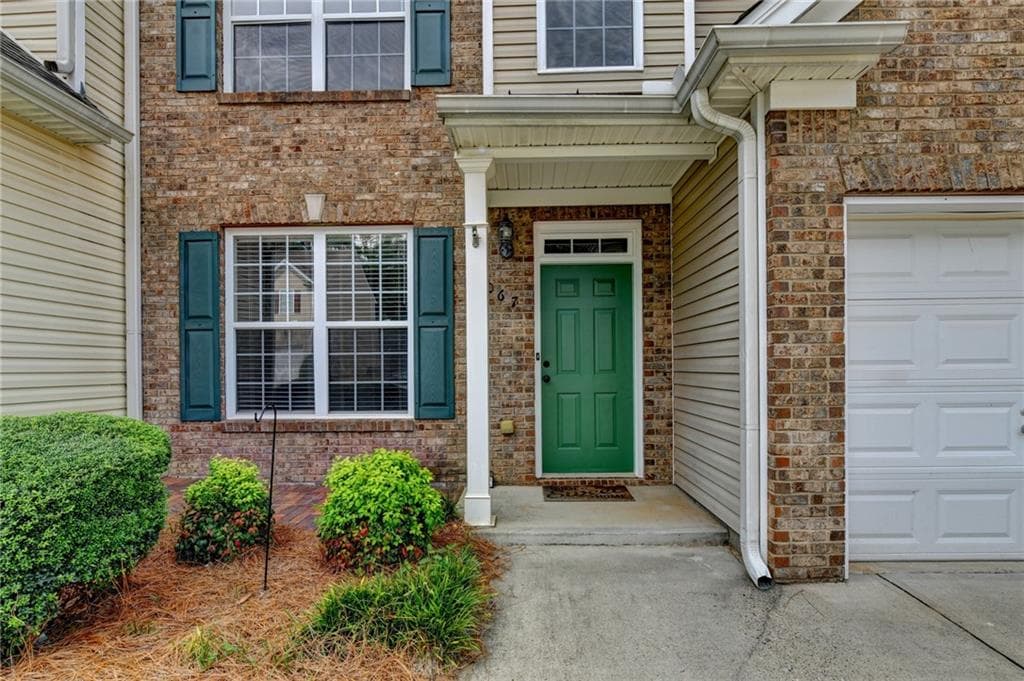3 bedroom, 3 bathroom, 1,880 sq ft townhouse for rent at 3067 Kentmere Drive, Cumming, GA 30040 for $2,200 a month — photo 3