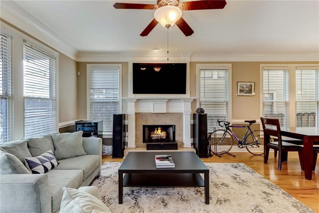 3 bedroom, 3 bathroom, 1,880 sq ft single family residence for rent at 345 Chastain Street, Atlanta, GA 30312 for $3,750 a month — photo 4