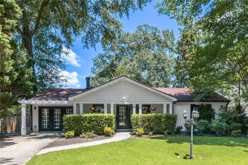 3 bedroom, 2 bathroom, 1,400 sq ft single family residence for sale at 1781 Warren Court, Atlanta, GA 30318