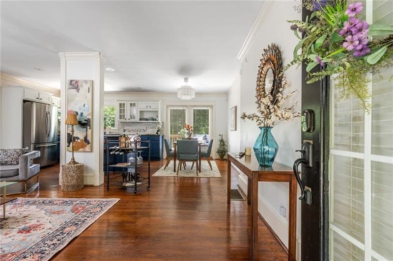 3 bedroom, 2 bathroom, 1,400 sq ft single family residence for sale at 1781 Warren Court, Atlanta, GA 30318 — photo 3