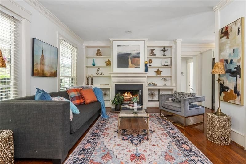 3 bedroom, 2 bathroom, 1,400 sq ft single family residence for sale at 1781 Warren Court, Atlanta, GA 30318 — photo 4