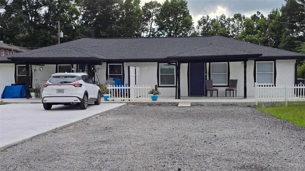 4 bedroom, 2 bathroom, 2,100 sq ft single family residence under contract at 8327 Chicago Avenue, Douglasville, GA 30134