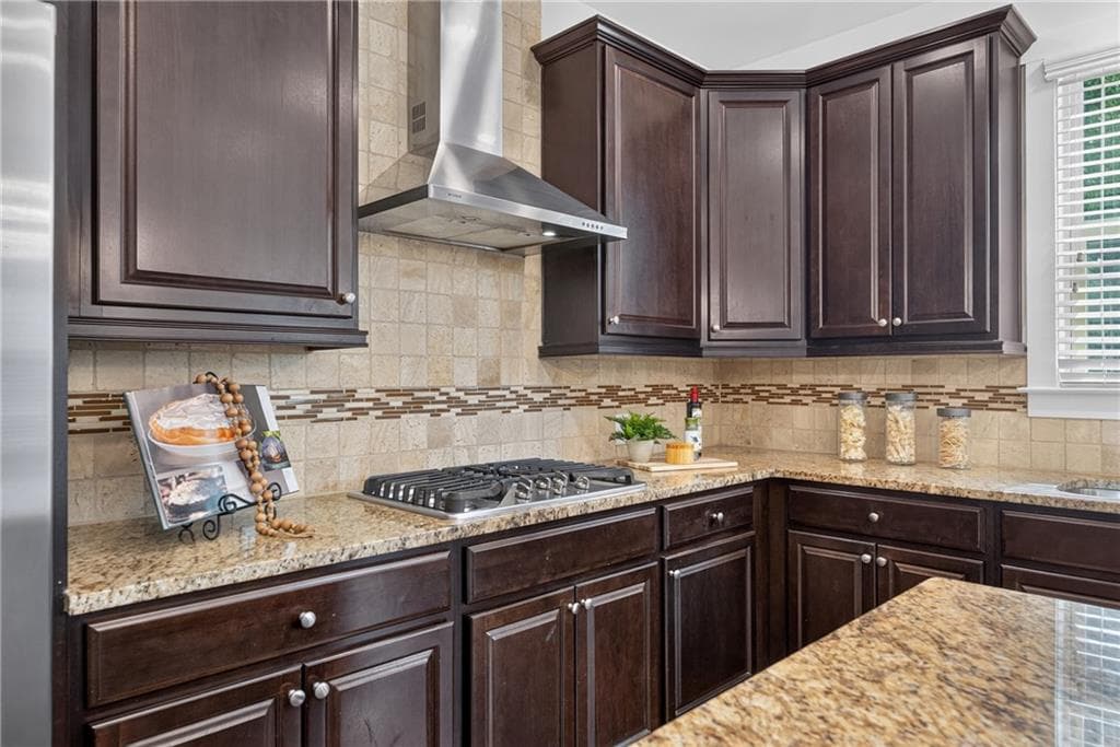 5 bedroom, 4 bathroom, 3,151 sq ft single family residence for sale at 3950 Estates Path, Cumming, GA 30040 — photo 9