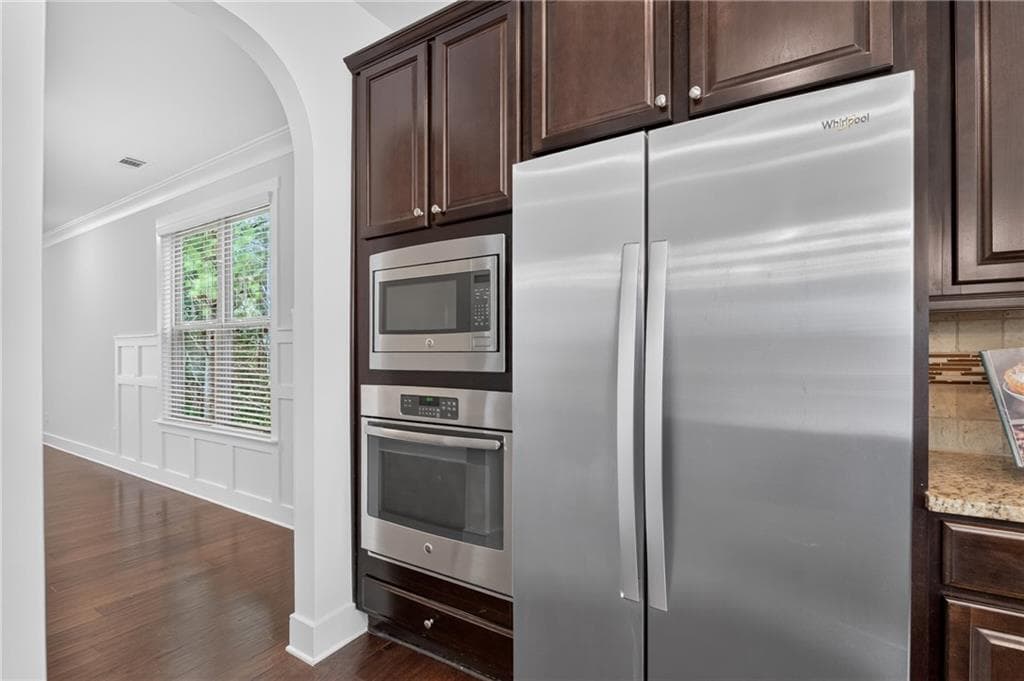 5 bedroom, 4 bathroom, 3,151 sq ft single family residence for sale at 3950 Estates Path, Cumming, GA 30040 — photo 10