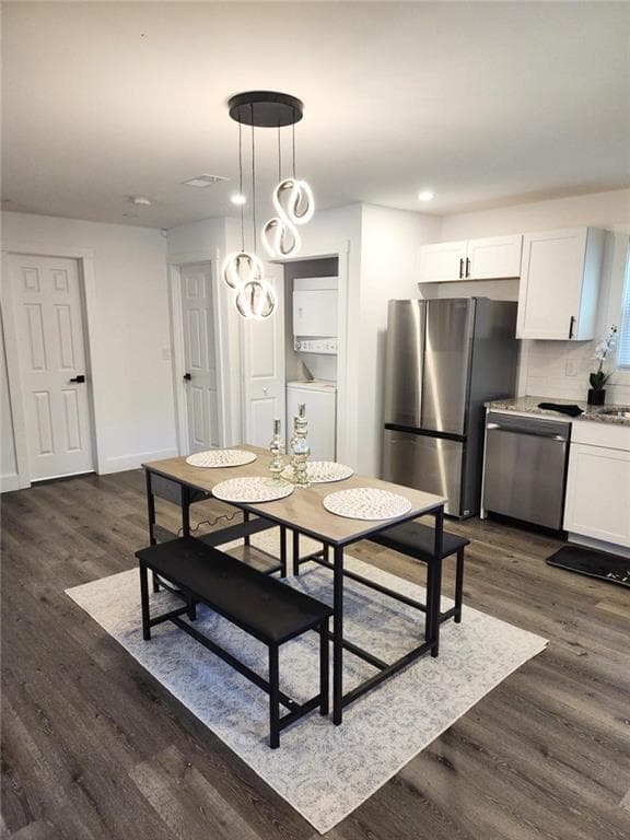 3 bedroom, 2 bathroom single family residence for rent at 192 Hemphill School Road, Atlanta, GA 30331 for $2,300 a month