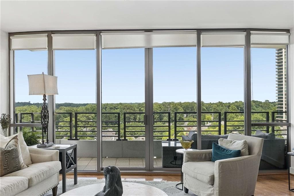 2 bedroom, 2 bathroom, 1,940 sq ft condominium for rent at 700 Park Regency Place 1607, Atlanta, GA 30326 for $4,500 a month — photo 3