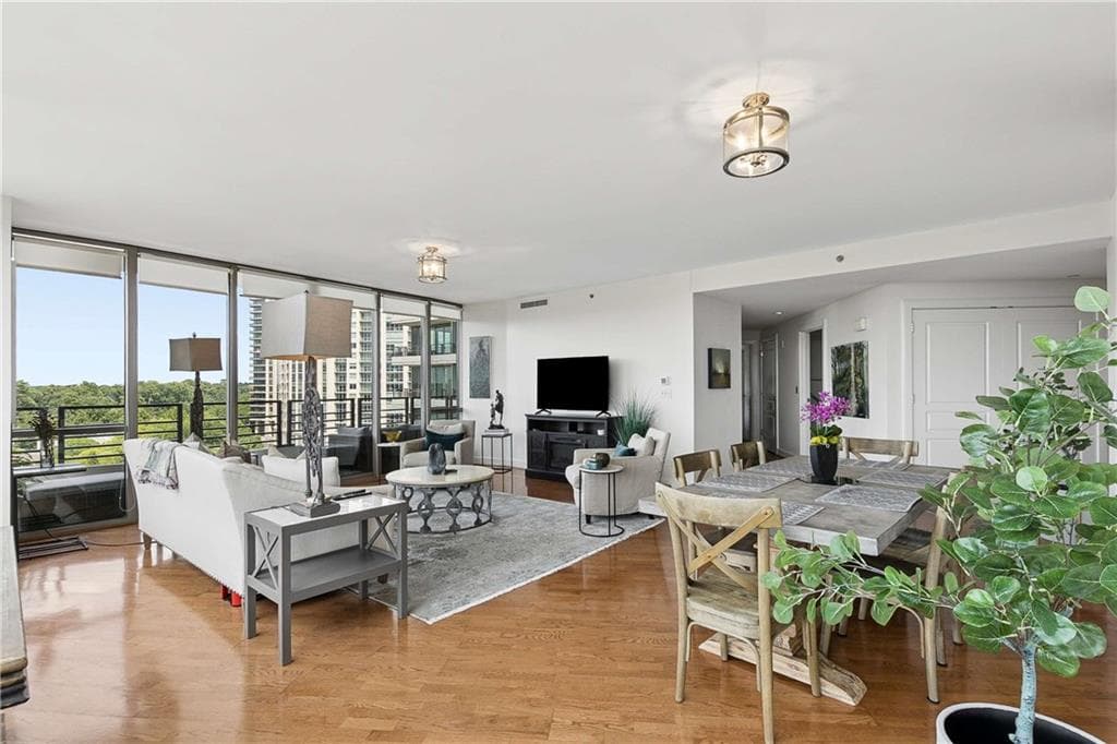 2 bedroom, 2 bathroom, 1,940 sq ft condominium for rent at 700 Park Regency Place 1607, Atlanta, GA 30326 for $4,500 a month — photo 4
