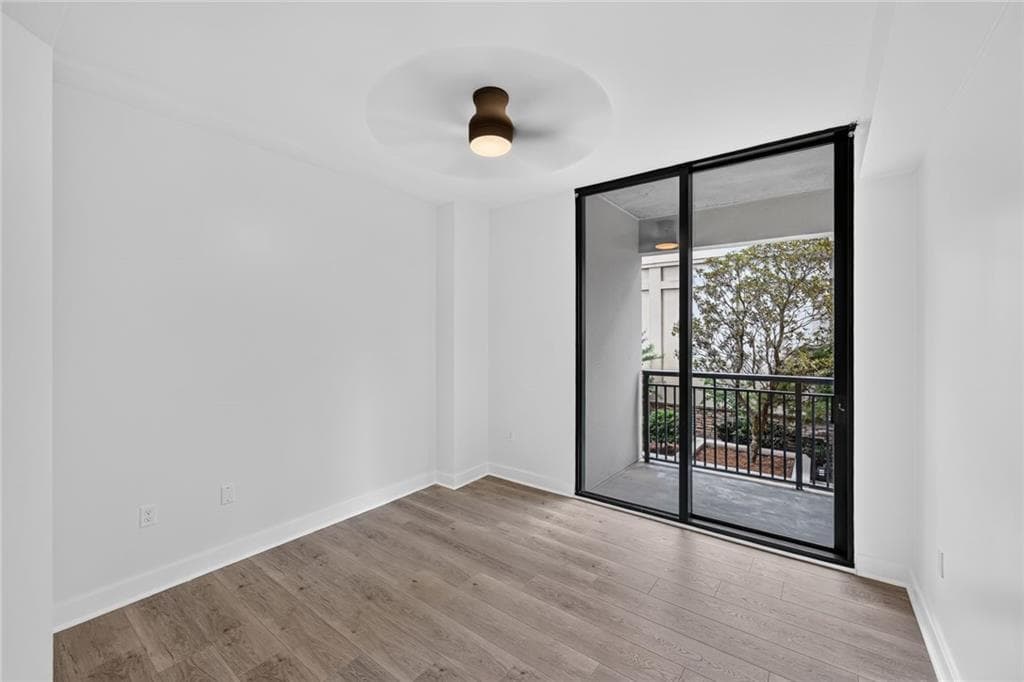 1 bedroom, 1 bathroom, 761 sq ft condominium for sale at 3040 Peachtree Road 313, Atlanta, GA 30305 — photo 7