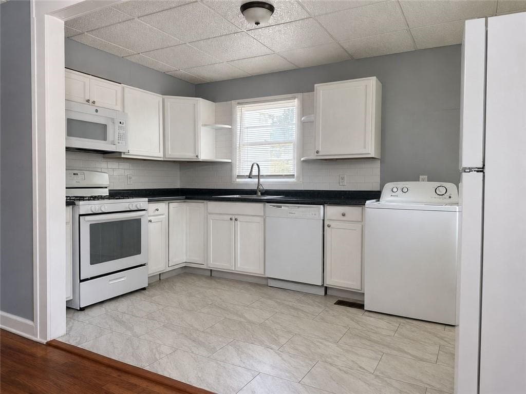 3 bedroom, 1 bathroom, 1,084 sq ft single family residence for sale at 1540 Burton Avenue, Macon, GA 31204 — photo 4