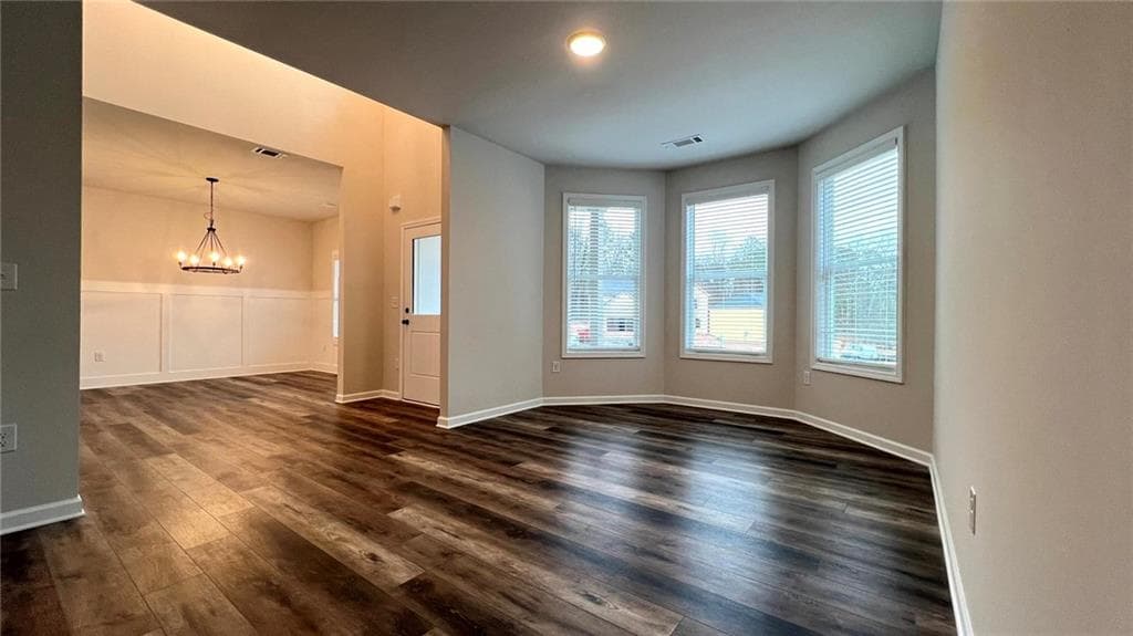 5 bedroom, 3 bathroom, 3,161 sq ft single family residence under contract at 98 Fox Creek Drive, Braselton, GA 30517 — photo 5