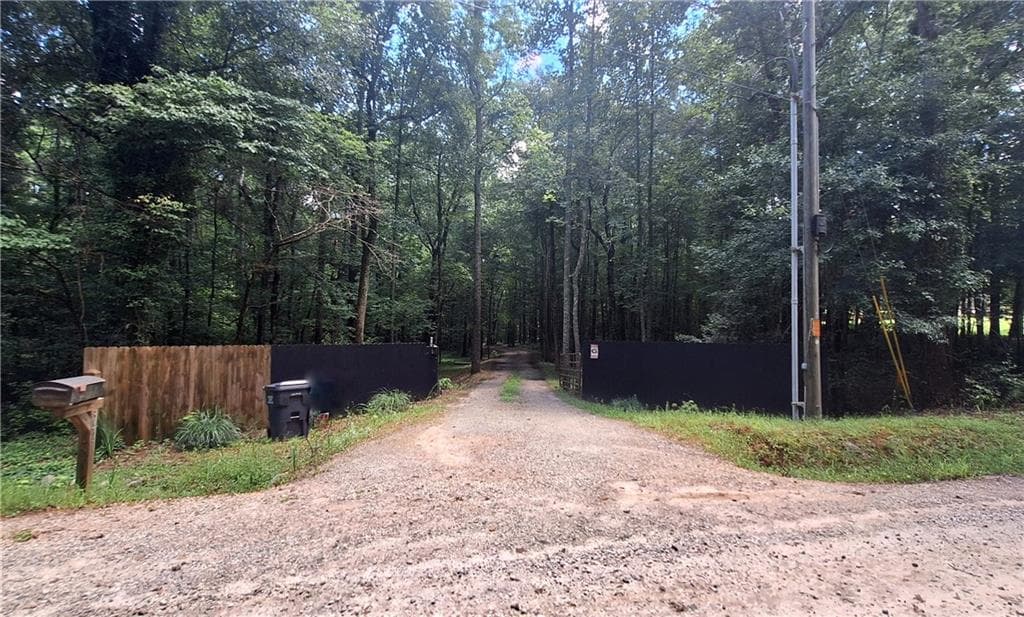 2 bedroom, 3 bathroom, 1,860 sq ft single family residence for sale at 342 Spears Road, Mansfield, GA 30055 — photo 9