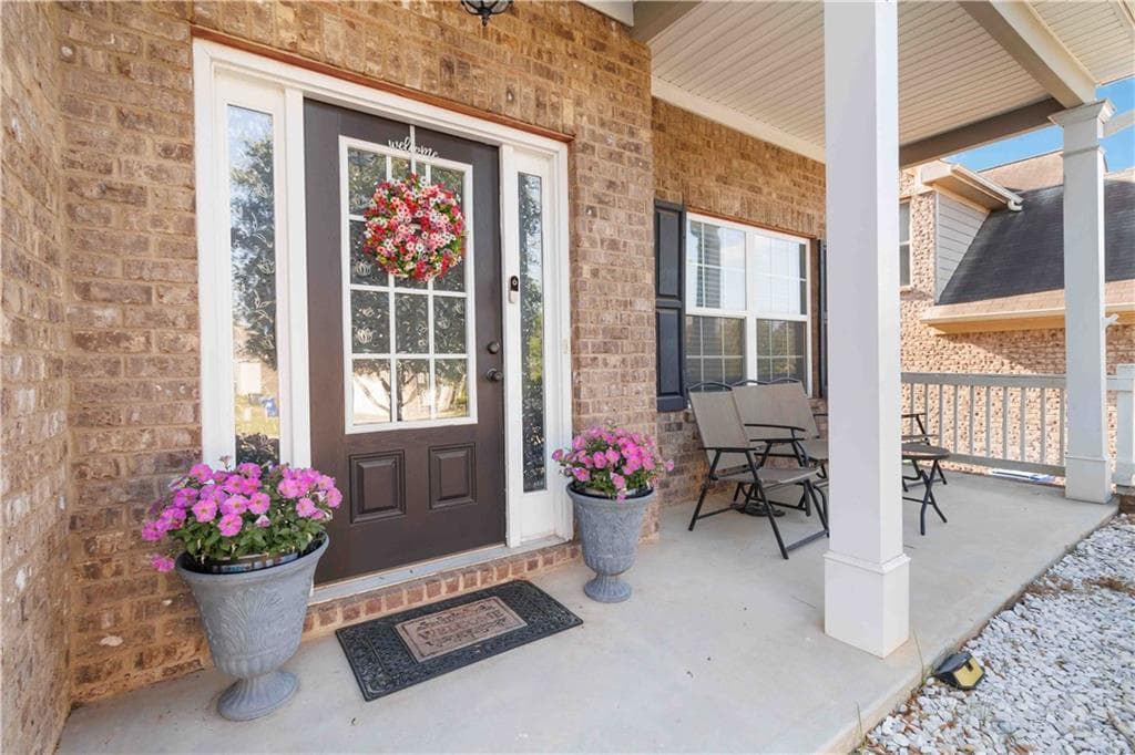 4 bedroom, 3 bathroom, 2,831 sq ft single family residence for sale at 3567 Hancock View, Decatur, GA 30034 — photo 4