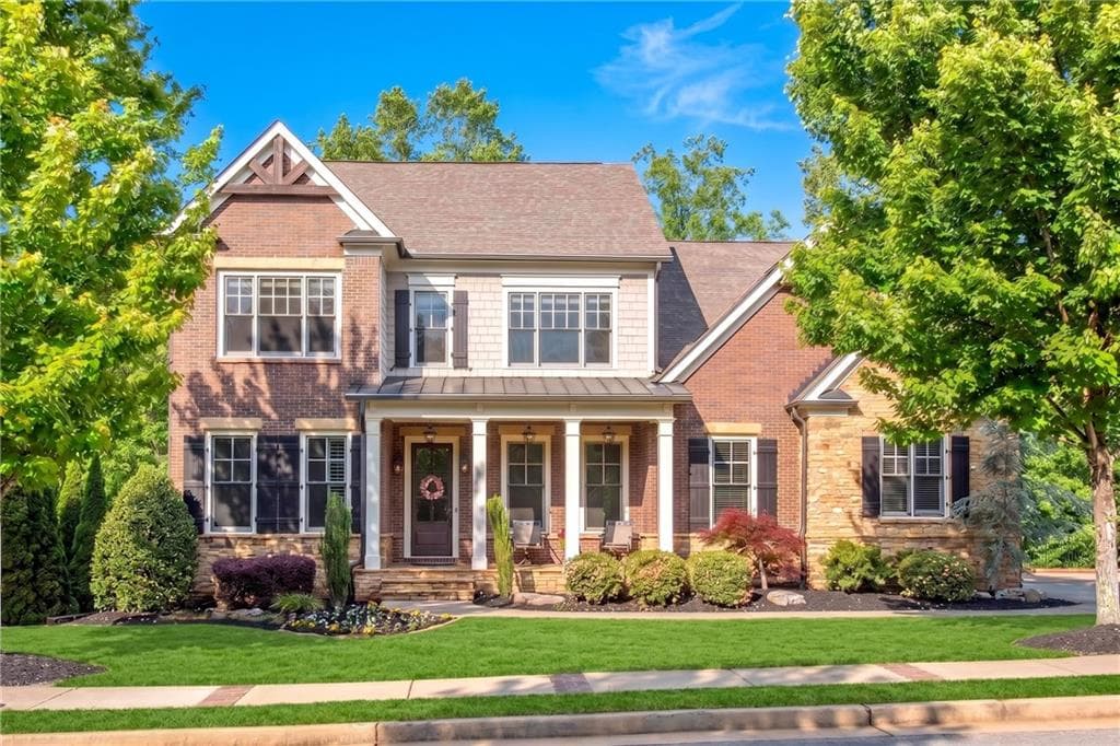 7 bedroom, 6 bathroom, 6,827 sq ft single family residence sold at 3859 Cochran Lake Drive, Marietta, GA 30062