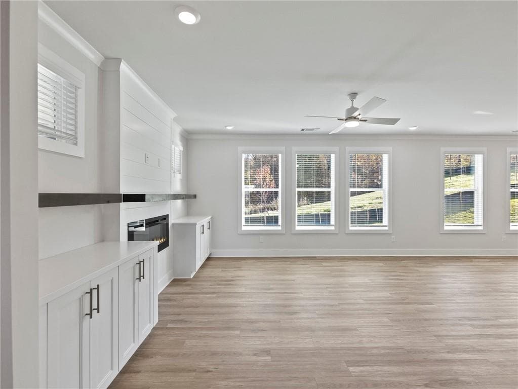 5 bedroom, 4 bathroom, 3,300 sq ft single family residence for sale at 4250 Hosch Reserve Drive, Buford, GA 30519 — photo 6