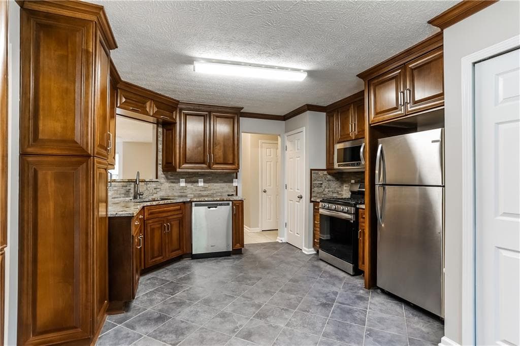 3 bedroom, 3 bathroom, 1,868 sq ft single family residence for rent at 4180 Lotus Blossom Court, Austell, GA 30106 for $2,175 a month — photo 2