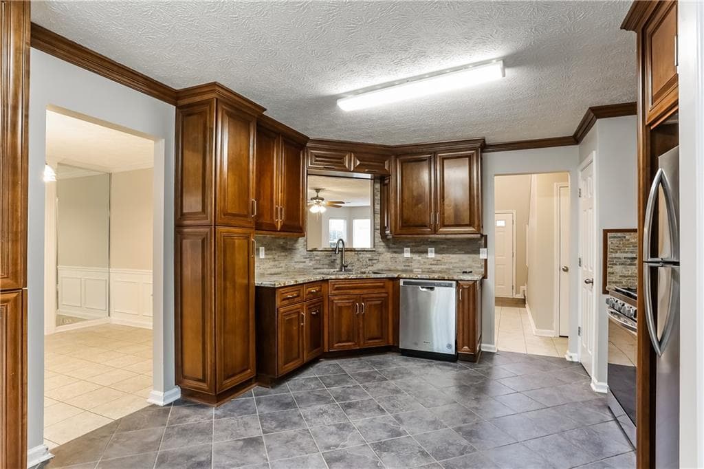 3 bedroom, 3 bathroom, 1,868 sq ft single family residence for rent at 4180 Lotus Blossom Court, Austell, GA 30106 for $2,175 a month — photo 3